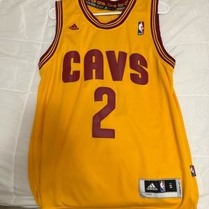 Cavs jersey kyrie